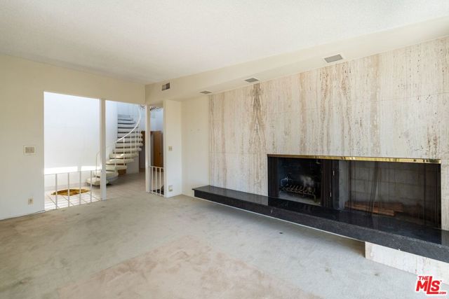5 Bed Home for Sale in Playa del Rey, California