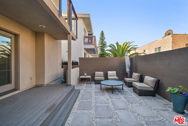 3 Bed Home for Sale in Playa del Rey, California