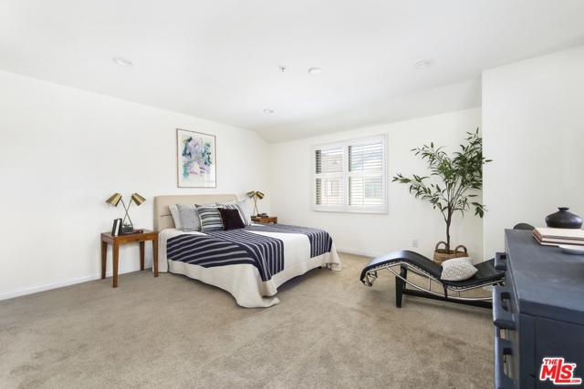 3 Bed Home for Sale in Culver City, California