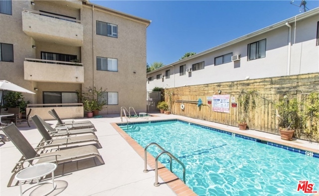 2 Bed Home for Sale in Sherman Oaks, California