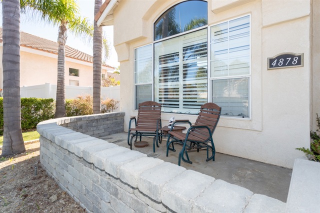 4878 Glenhollow Cir