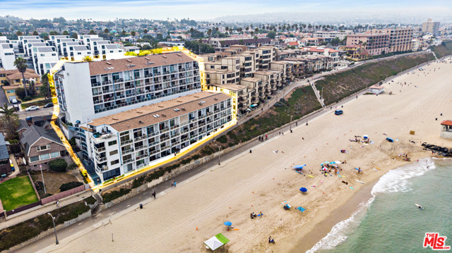 615 Esplanade, Redondo Beach, California 90277, 1 Bedroom Bedrooms, ,1 BathroomBathrooms,Residential,Sold,Esplanade,20623534