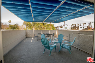 6615 MELROSE Avenue, Los Angeles, California 90038, ,Residential Income,For Sale,MELROSE,18311124
