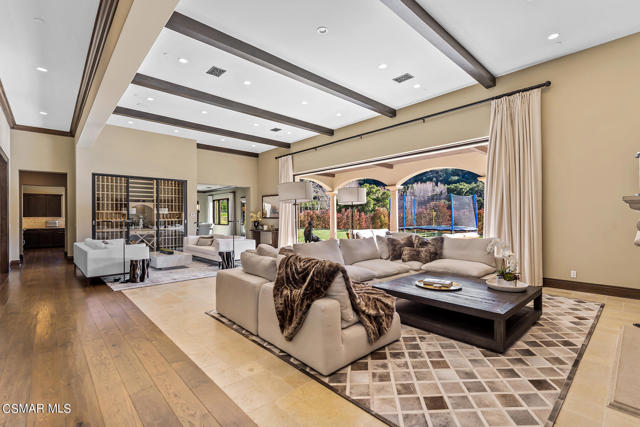 4 Bed Home for Sale in Thousand Oaks, California