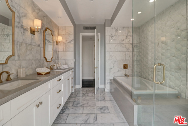 2 Bed Home for Sale in Los Angeles, California