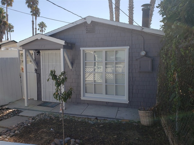 574 Mc Intosh St