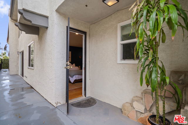 2 Bed Home for Sale in Los Angeles, California