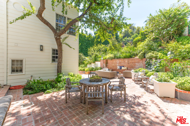4 Bed Home for Sale in Los Angeles, California