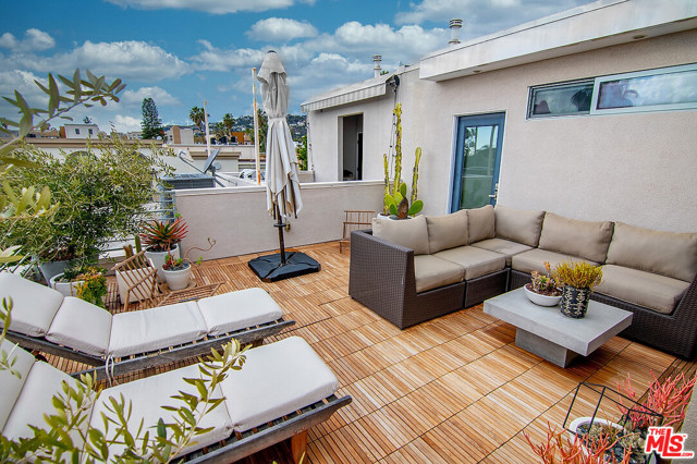 3 Bed Home for Sale in Los Angeles, California
