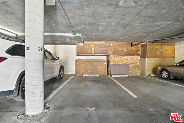 1 Bed Home for Sale in Culver City, California