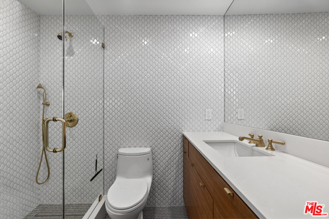 1 Bed Home for Sale in Pacific Palisades, California