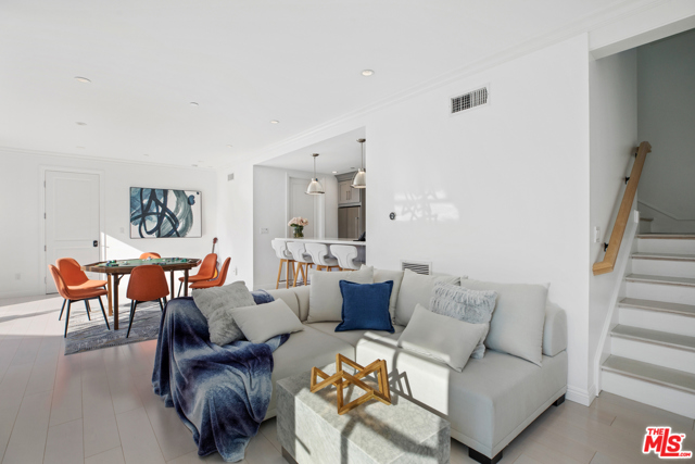 5 Bed Home for Sale in Beverly Hills, California