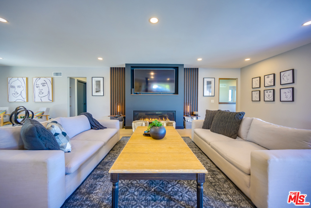4 Bed Home for Sale in Encino, California