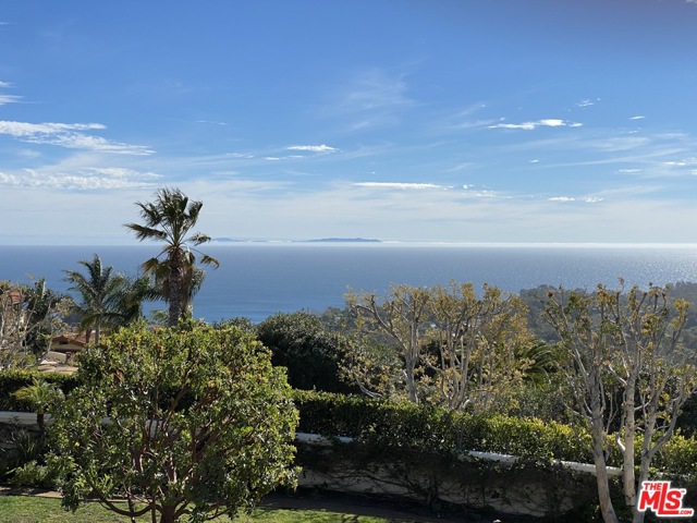 4 Bed Home for Sale in Malibu, California