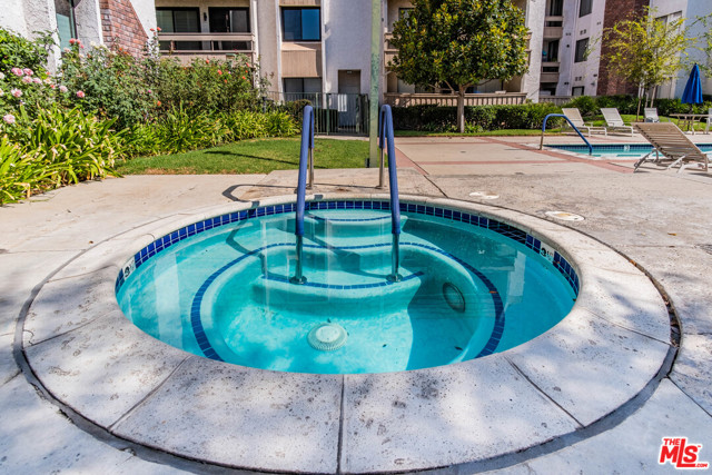 2 Bed Home for Sale in Encino, California