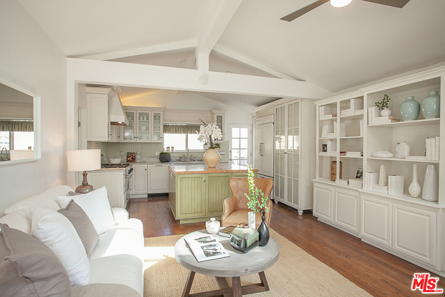 1923 ROCKEFELLER Lane, Redondo Beach, California 90278, 2 Bedrooms Bedrooms, ,2 BathroomsBathrooms,Residential,Sold,ROCKEFELLER,18396612