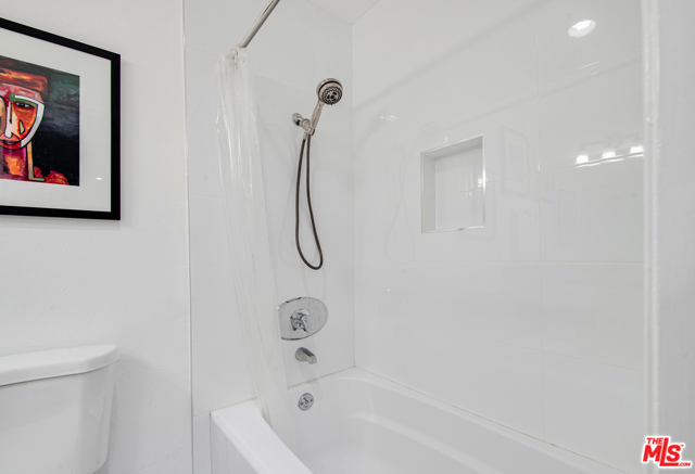 2 Bed Home for Sale in Malibu, California