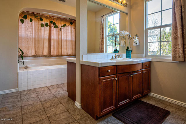 5 Bed Home for Sale in Newbury Park, California