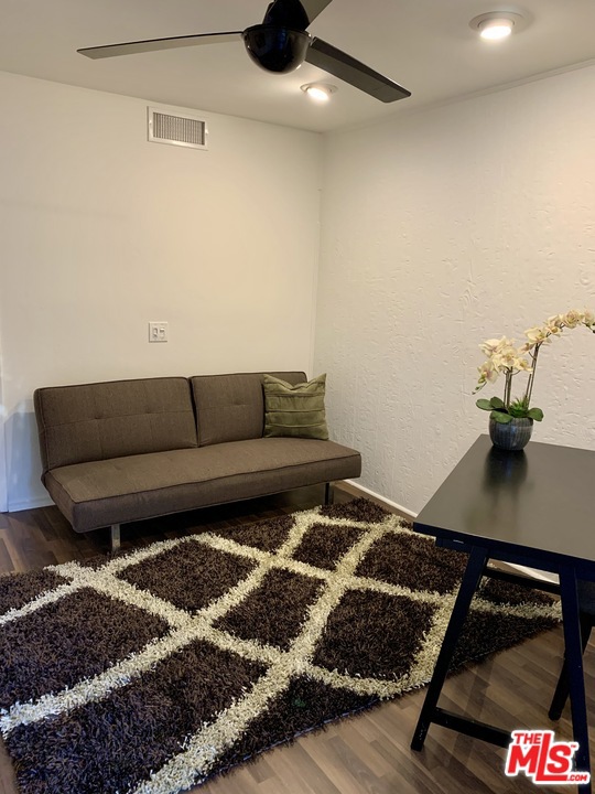 3 Bed Home for Sale in Sherman Oaks, California