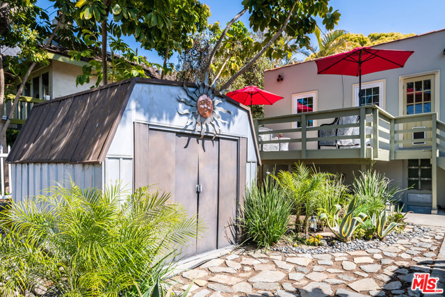 2 Bed Home for Sale in El Segundo, California