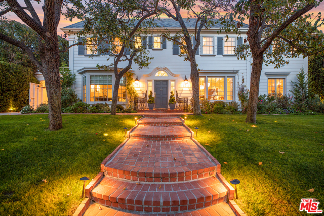 5 Bed Home for Sale in Beverly Hills, California