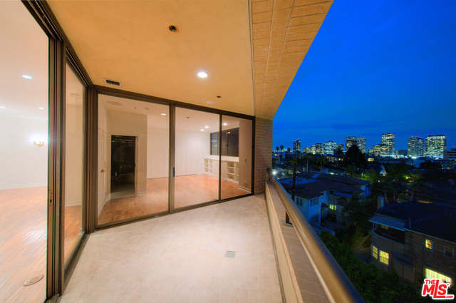 2 Bed Home for Sale in Los Angeles, California
