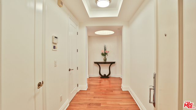3 Bed Home for Sale in Beverly Hills, California