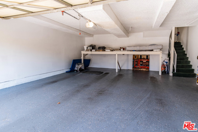 2 Bed Home for Sale in Encino, California