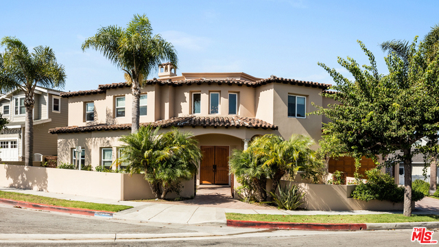 1617 CHESTNUT Avenue, Manhattan Beach, California 90266, 5 Bedrooms Bedrooms, ,4 BathroomsBathrooms,Residential,Sold,CHESTNUT,19510770