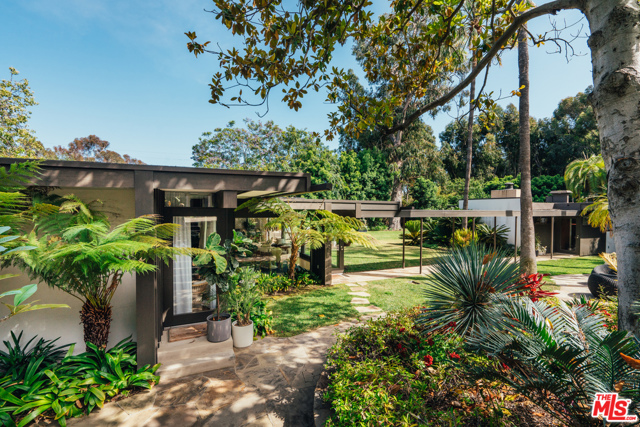 3 Bed Home for Sale in Pacific Palisades, California