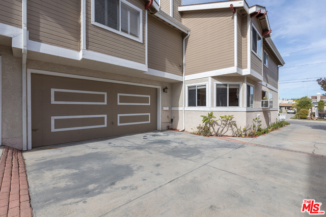 2014 GATES Avenue, Redondo Beach, California 90278, 4 Bedrooms Bedrooms, ,3 BathroomsBathrooms,Residential,Sold,GATES,18308868
