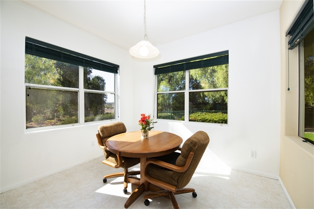 2348 Southern Oak
