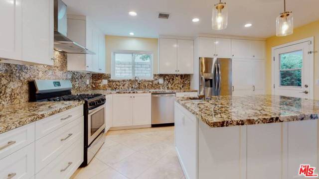 4 Bed Home for Sale in Calabasas, California