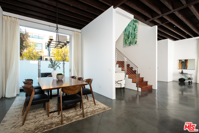 3 Bed Home for Sale in Venice, California