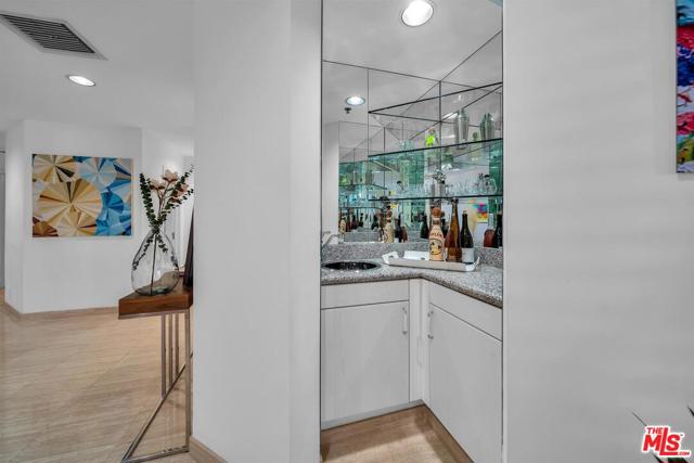 2 Bed Home for Sale in Los Angeles, California