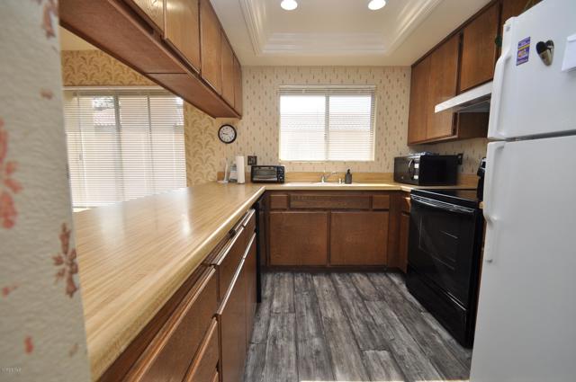 1 Bed Home for Sale in Thousand Oaks, California
