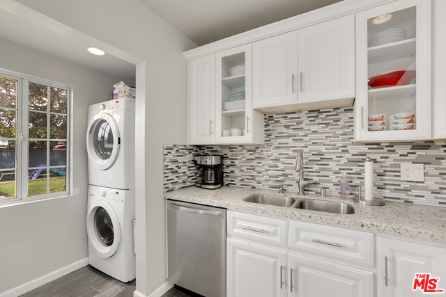 2701 184TH Street, Redondo Beach, California 90278, 3 Bedrooms Bedrooms, ,1 BathroomBathrooms,Residential,Sold,184TH,19452494