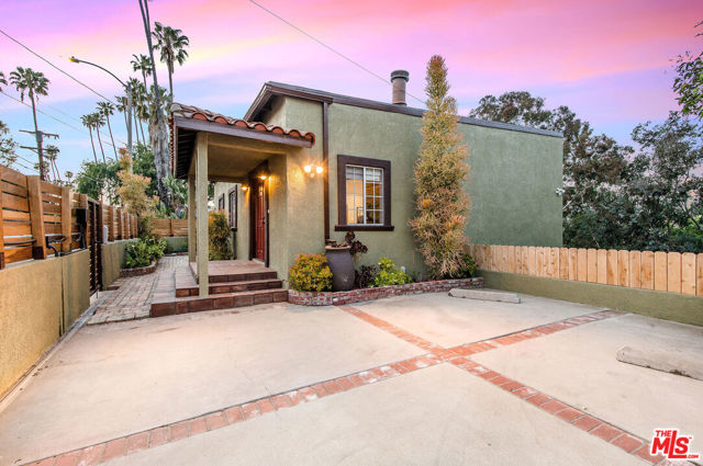 3 Bed Home for Sale in Los Angeles, California