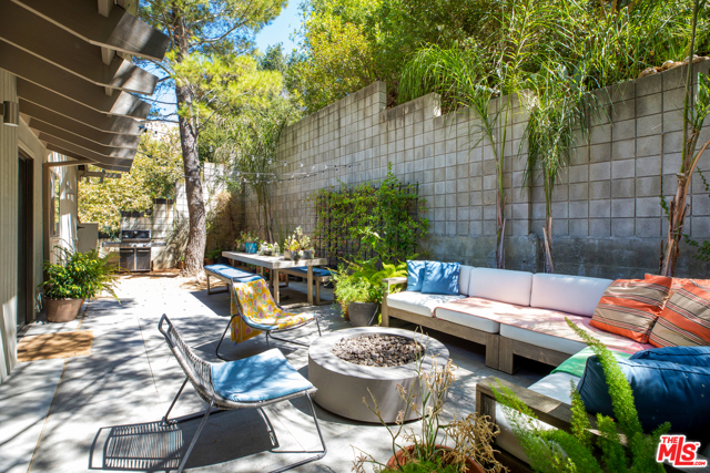 4 Bed Home for Sale in Los Angeles, California
