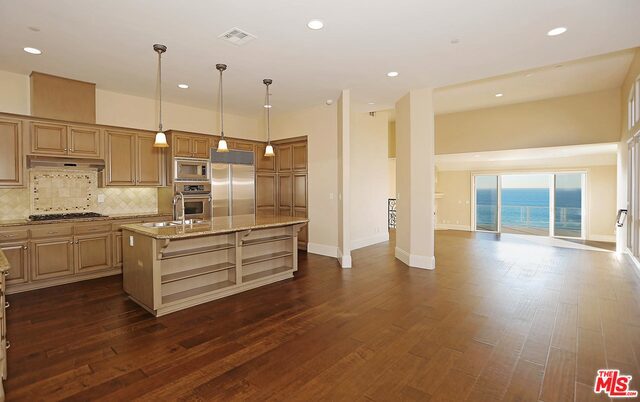 1600 ESPLANADE, Redondo Beach, California 90277, 3 Bedrooms Bedrooms, ,3 BathroomsBathrooms,Residential,Sold,ESPLANADE,17216260