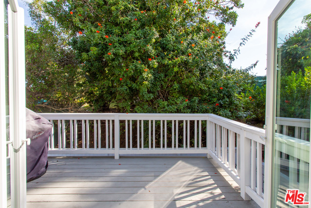 1246 19TH Street, Hermosa Beach, California 90254, 3 Bedrooms Bedrooms, ,2 BathroomsBathrooms,Residential,Sold,19TH,20568958