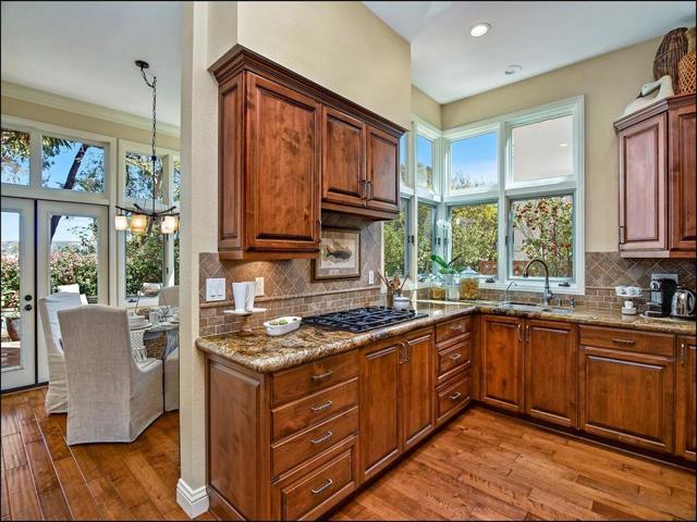 Beautiful, well-appointed kitchen!