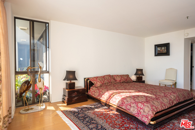 2 Bed Home for Sale in Los Angeles, California