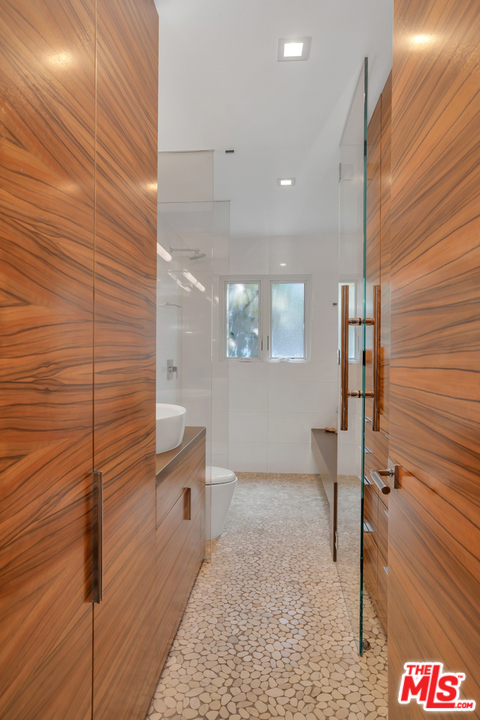  Home for Sale in Los Angeles, California