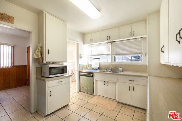 3 Bed Home for Sale in Los Angeles, California