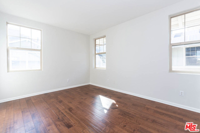 2 Bed Home for Sale in Los Angeles, California