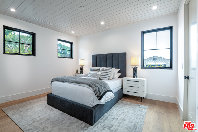 6 Bed Home for Sale in Pacific Palisades, California