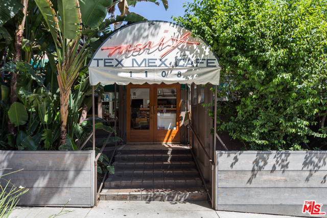 1 Bed Home for Sale in West Hollywood, California