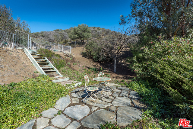 4 Bed Home for Sale in Malibu, California