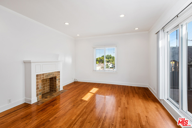 Photo of 1002 NOWITA Place #4, Venice, CA 90291